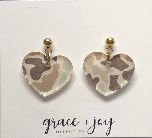 Camo Hearts